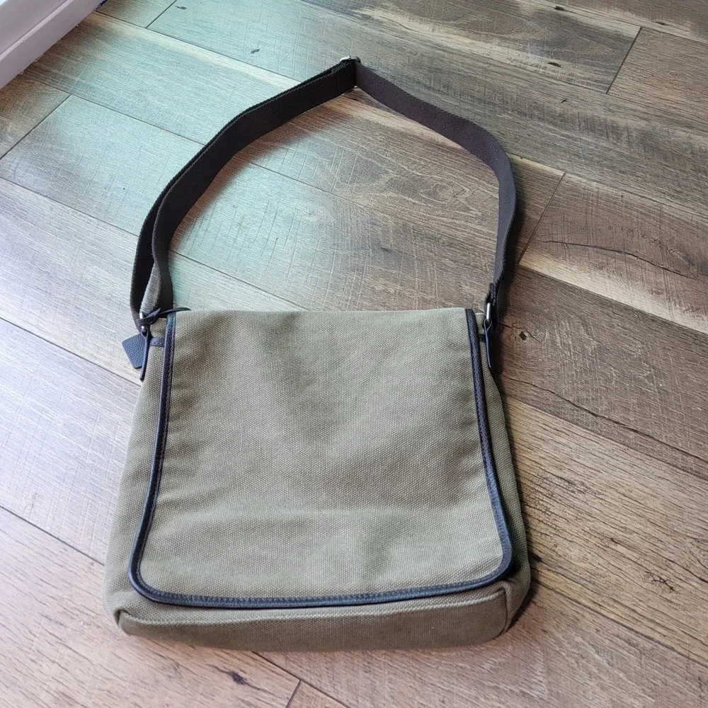 Levenger Olive Green Canvas & Brown Leather Trim Messenger Crossbody Bag